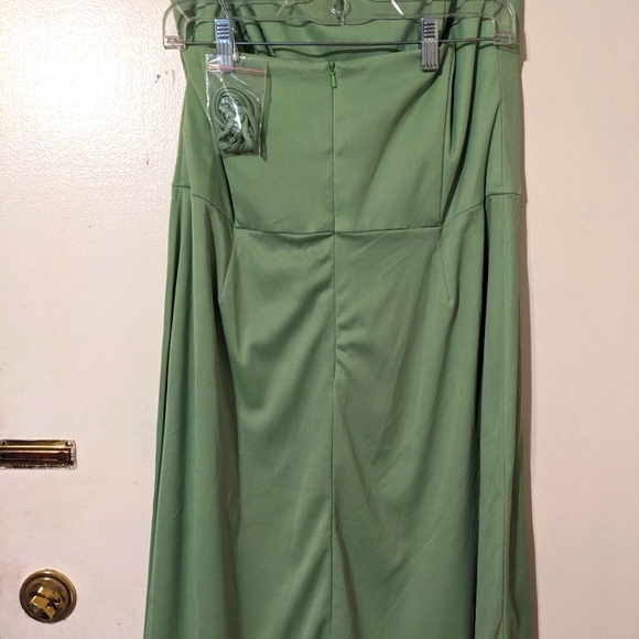 Dressy Collection Green 16 Party Formal New Year Christmas Eve Wedding - Picture 4 of 8